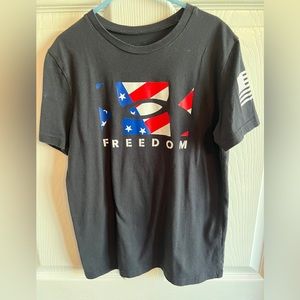 Boys Youth Medium shirt under Armour